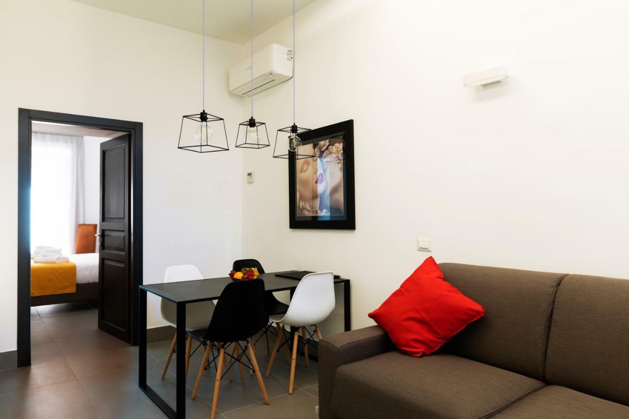 Acate81 Lifestyle Apartment ナポリ エクステリア 写真